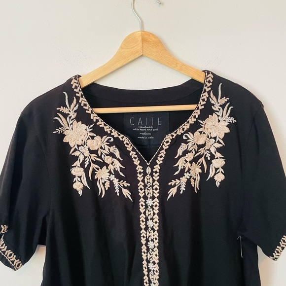 CAITE Johnny Was Black Floral Embroidered Women's Tunic - Picture 5 of 7